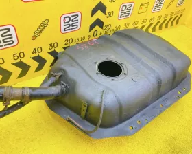Топливный бак Nissan