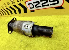 Катализатор TOYOTA COROLLA FIELDER 2015 1741021D20 NKE165G 1NZFXE, передний