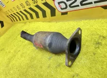 Катализатор TOYOTA SIENTA 2016 1741021D40 NHP170G 1NZFXE, передний