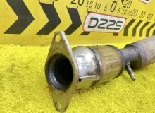 Катализатор TOYOTA ESQUIRE 2015 1741037861 ZWR80G 2ZRFXE, передний