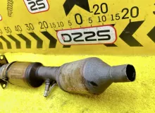Катализатор TOYOTA ESQUIRE 2015 1741037861 ZWR80G 2ZRFXE, передний