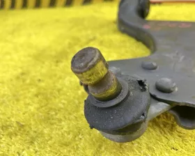 Рычаг Mercedes-Benz