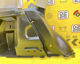 Обшивка багажника Suzuki