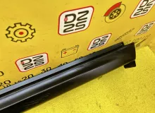 Накладка на порог SUZUKI ESCUDO 2016 7724054P00 YE21S M16A, передняя левая