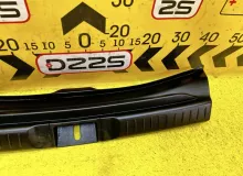 Пластик замка багажника SUZUKI ESCUDO 2016 7619154P015PK YE21S M16A, задний