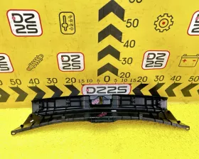 Пластик замка багажника Suzuki