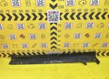 Накладка на порог SUZUKI ESCUDO 2016 7723054P00 YE21S M16A, передняя правая