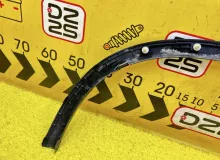 Накладка на крыло SUZUKI ESCUDO 2016 7721054P005PK YE21S M16A, передняя правая