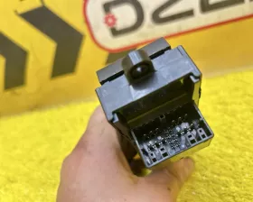 Блок управления стеклоподъемниками SUZUKI