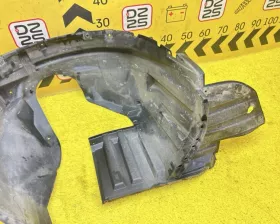Подкрылок Suzuki