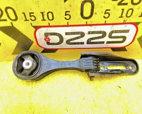 Подушка двигателя SUZUKI