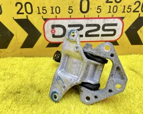 Подушка двигателя Suzuki