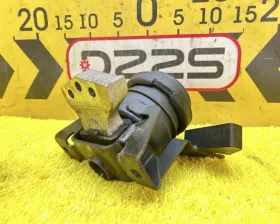 Подушка двигателя SUZUKI