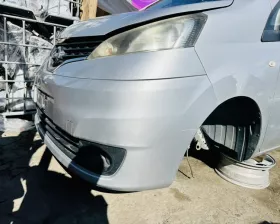 Бампер Nissan