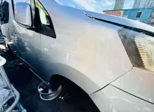 Крыло NISSAN NV200 2011 63100JX00A M20 HR16DE, переднее правое