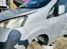 Крыло NISSAN NV200 2011 63101JX00A M20 HR16DE, переднее левое