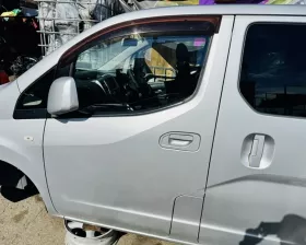 Дверь боковая Nissan