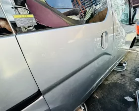 Дверь боковая Nissan