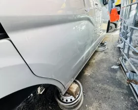 Дверь боковая Nissan