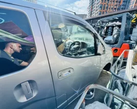 Дверь боковая Nissan