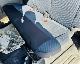 Сидение Nissan