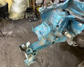 Лонжерон Suzuki