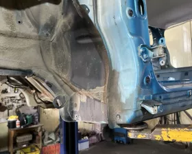 Порог кузова Suzuki