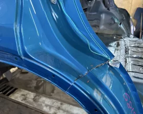 Крыло заднее Suzuki