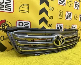 Решетка радиатора Toyota