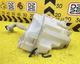 Бачок стеклоомывателя TOYOTA