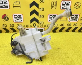 Бачок стеклоомывателя TOYOTA