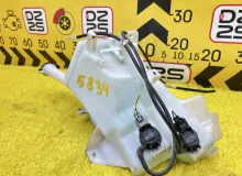 Бачок стеклоомывателя TOYOTA AQUA 2015 8531552440 NHP10 1NZFXE, передний