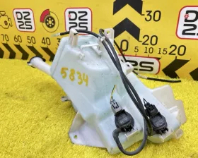 Бачок стеклоомывателя TOYOTA