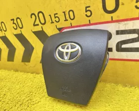 Подушка безопасности водителя TOYOTA