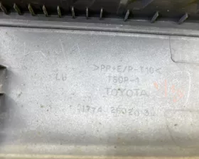 Подножка Toyota
