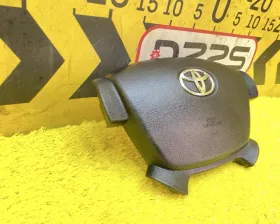 Подушка безопасности водителя TOYOTA