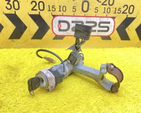 Замок зажигания Toyota