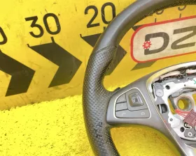 Руль Mercedes-Benz
