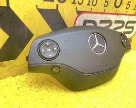 Подушка безопасности водителя Mercedes-Benz