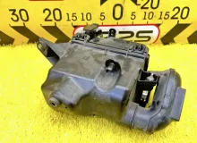 Корпус воздушного фильтра TOYOTA AQUA 2015 1770021200 NHP10 1NZFXE, передний
