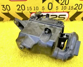 Корпус воздушного фильтра Toyota