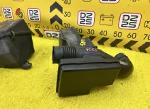 Корпус воздушного фильтра TOYOTA LAND CRUISER 2003 1770050170 UZJ100W 2UZFE, передний