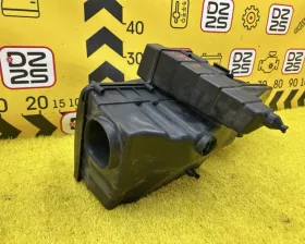 Корпус воздушного фильтра Land Rover