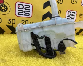 Бачок стеклоомывателя TOYOTA