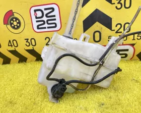 Бачок стеклоомывателя TOYOTA