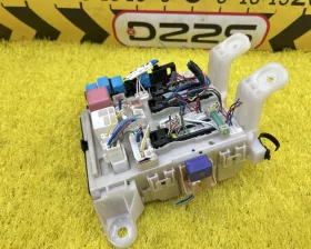 Блок предохранителей Toyota