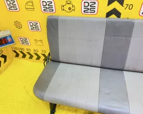 Сидение Nissan