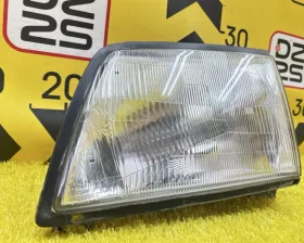 Фара Nissan