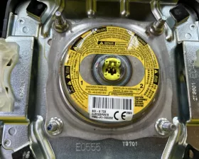 Подушка безопасности водителя Nissan