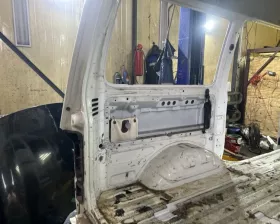Крыло заднее Nissan